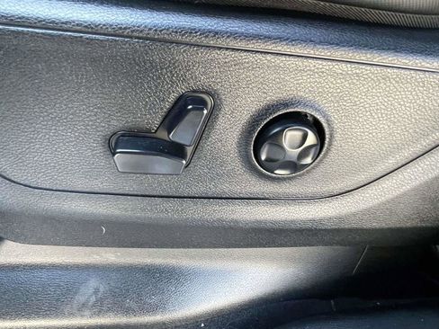 Used 2019 RAM 1500 Sport image 15