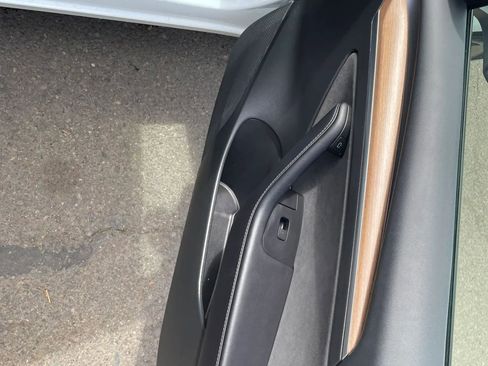 Used 2023 Tesla Model 3 Standard Range image 51