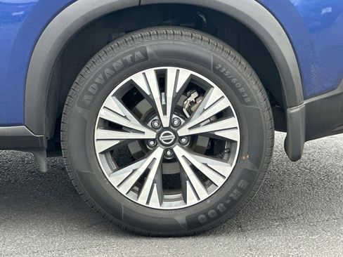 Used 2021 Nissan Rogue SV image 26