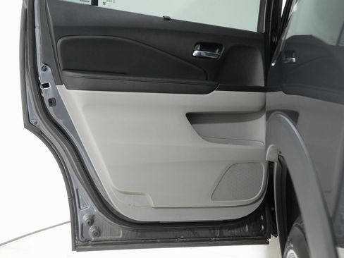 Used 2021 Honda Pilot Touring image 50
