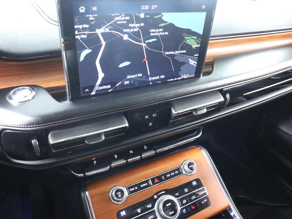 Used 2020 Lincoln Aviator Reserve w/ Equipment Group 201A AWD/4WD image 15