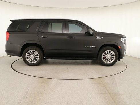 Used 2022 GMC Yukon SLE w/ Gmc Pro Safety Plus Package RWD image 8