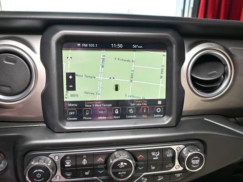 Used 2020 Jeep Wrangler Unlimited Sahara image 21