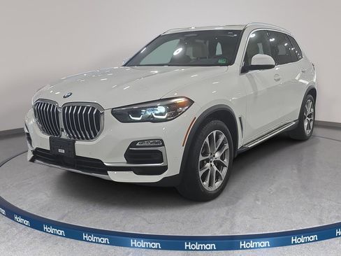 Used 2021 BMW X5 xDrive40i AWD/4WD image 1