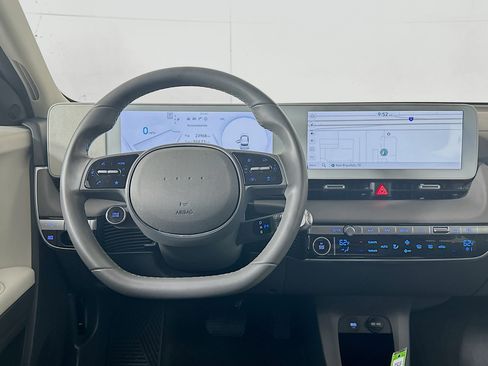 Used 2024 Hyundai Ioniq 5 SE RWD image 18