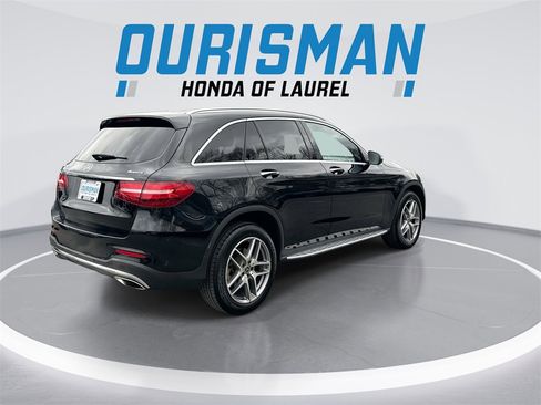 Used 2019 Mercedes-Benz GLC 300 4MATIC w/ AMG Line image 8