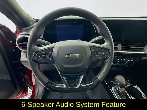 Used 2024 Chevrolet Trax RS image 16