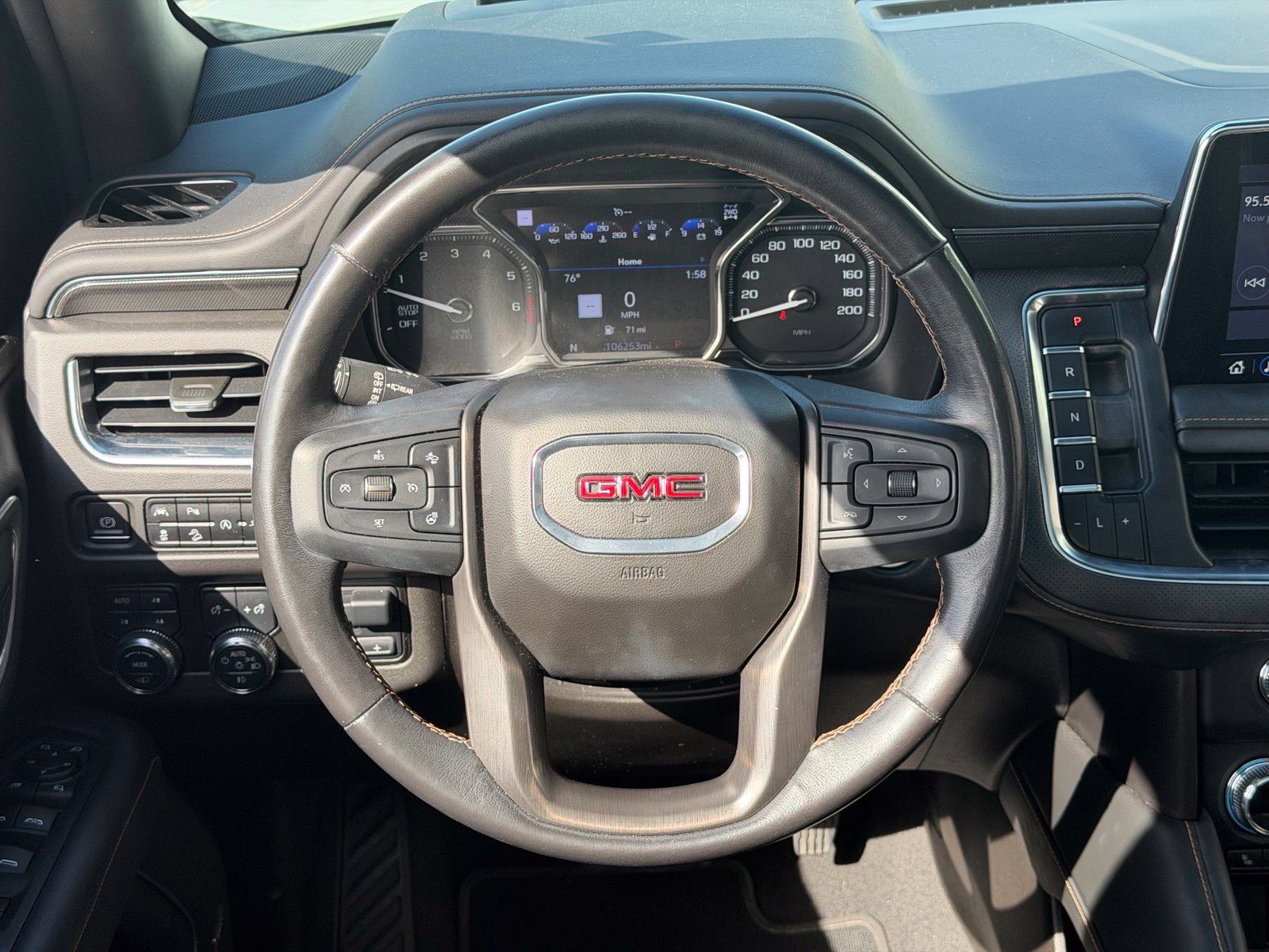 Used 2021 GMC Yukon AT4 w/ AT4 Premium Plus Package AWD/4WD image 8