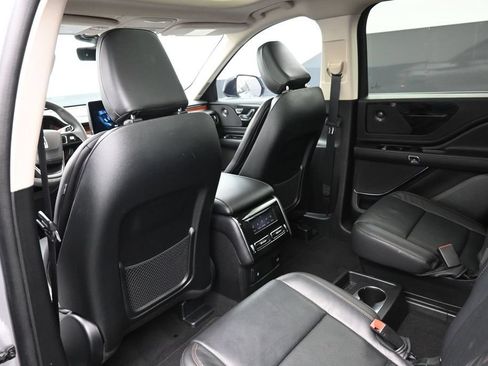 Used 2024 Lincoln Aviator Reserve w/ Equipment Group 201A RWD image 25
