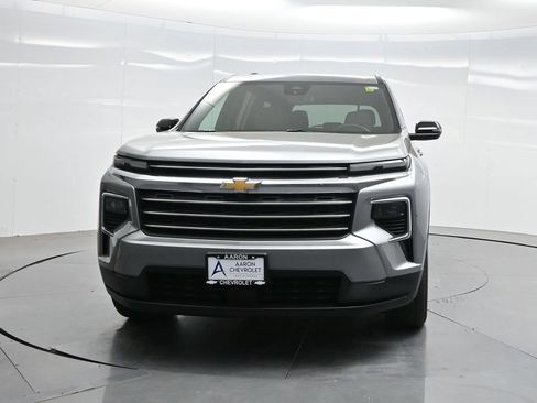 Used 2025 Chevrolet Traverse LT AWD/4WD image 29