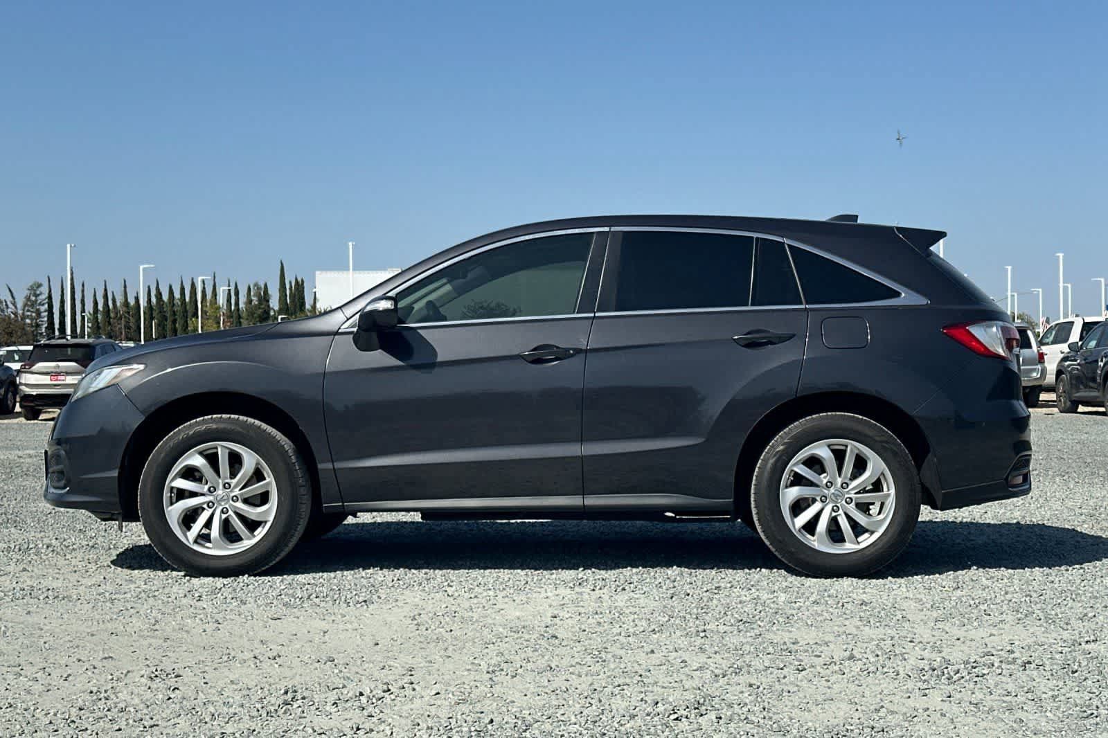 Used 2016 Acura RDX w/ Tech & AcuraWatch Plus Pack FWD image 6