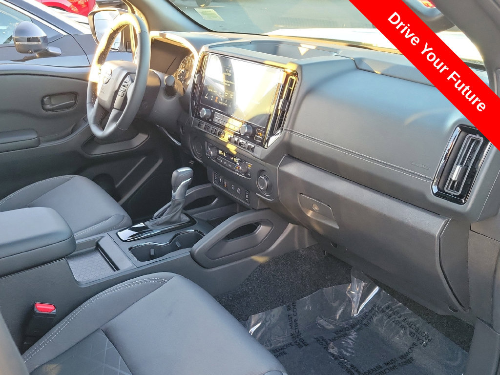 Used 2026 Nissan Frontier SV w/ SV Convenience Package RWD image 13