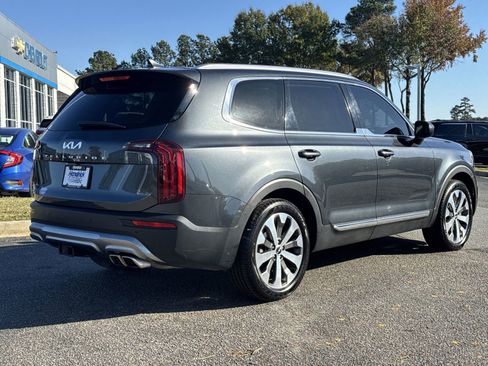 Used 2022 Kia Telluride EX w/ EX Premium Package image 10