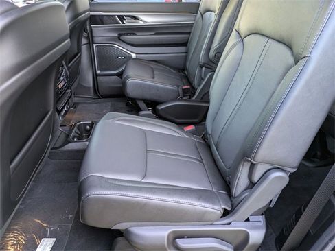 New 2026 Jeep Grand Wagoneer Summit image 58