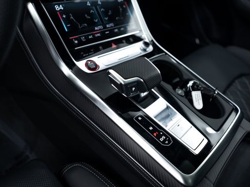 New 2026 Audi SQ8 Prestige image 10
