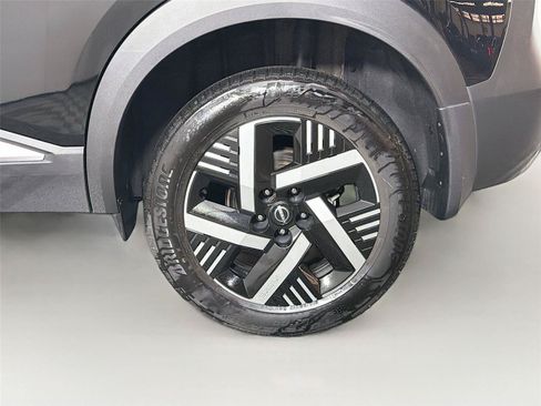Used 2025 Nissan Kicks SV FWD image 28