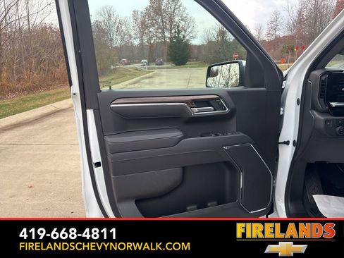 New 2025 Chevrolet Silverado 1500 LT image 13