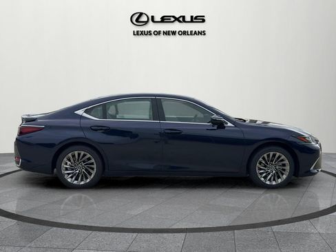 Used 2025 Lexus ES 300h Ultra Luxury image 9