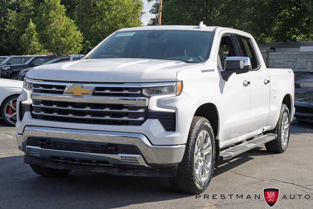 Used 2024 Chevrolet Silverado 1500 LTZ w/ LTZ Convenience Package II AWD/4WD image 17