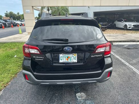 Used 2018 Subaru Outback 2.5i Limited AWD/4WD image 14
