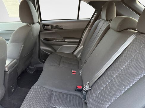 Used 2024 Mitsubishi Eclipse Cross LE image 13