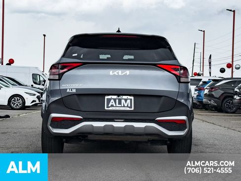 Used 2025 Kia Sportage LX FWD image 5