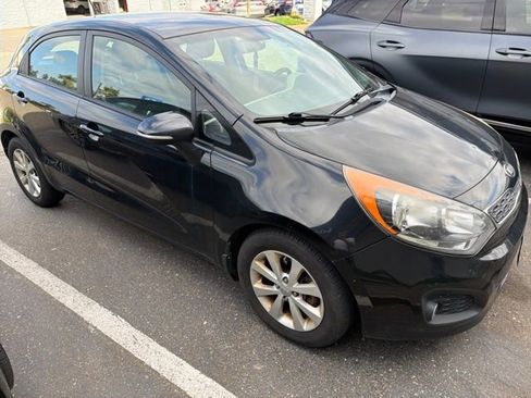Used 2013 Kia Rio EX w/ Convenience Pkg FWD image 4