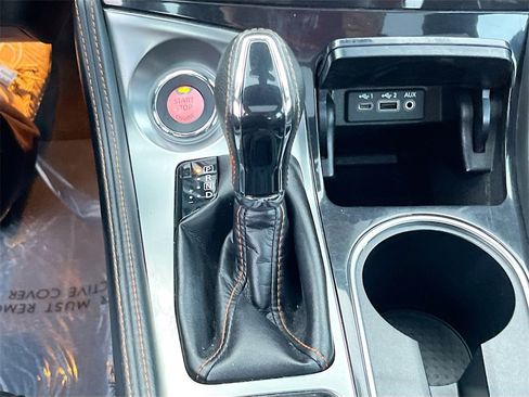 Used 2022 Nissan Maxima SR w/ Sport Mat Group image 17