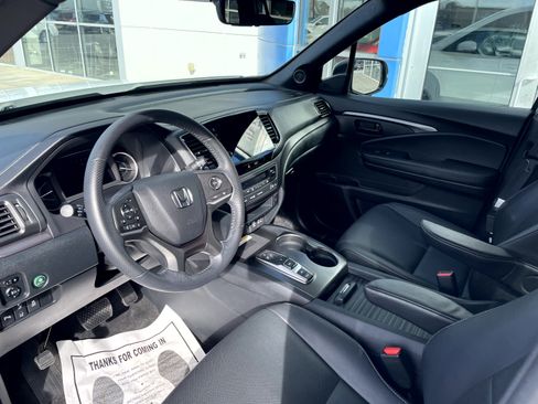 Used 2023 Honda Passport EX-L image 11