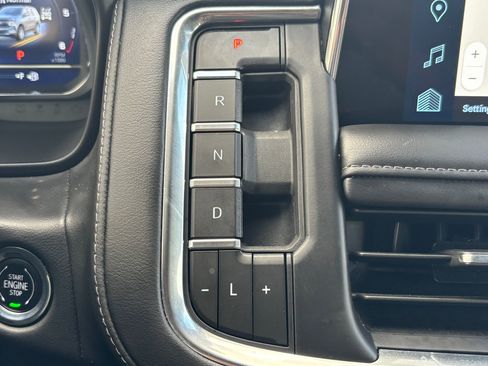 Used 2023 Chevrolet Tahoe Z71 w/ Off-Road Capability Package image 26