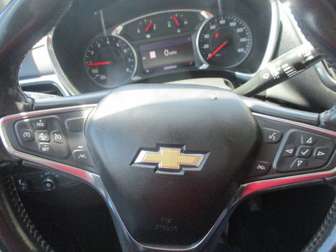 Used 2020 Chevrolet Equinox LT FWD image 20