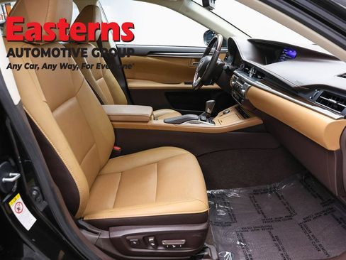 Used 2017 Lexus ES 350 w/ Navigation System Package FWD image 93