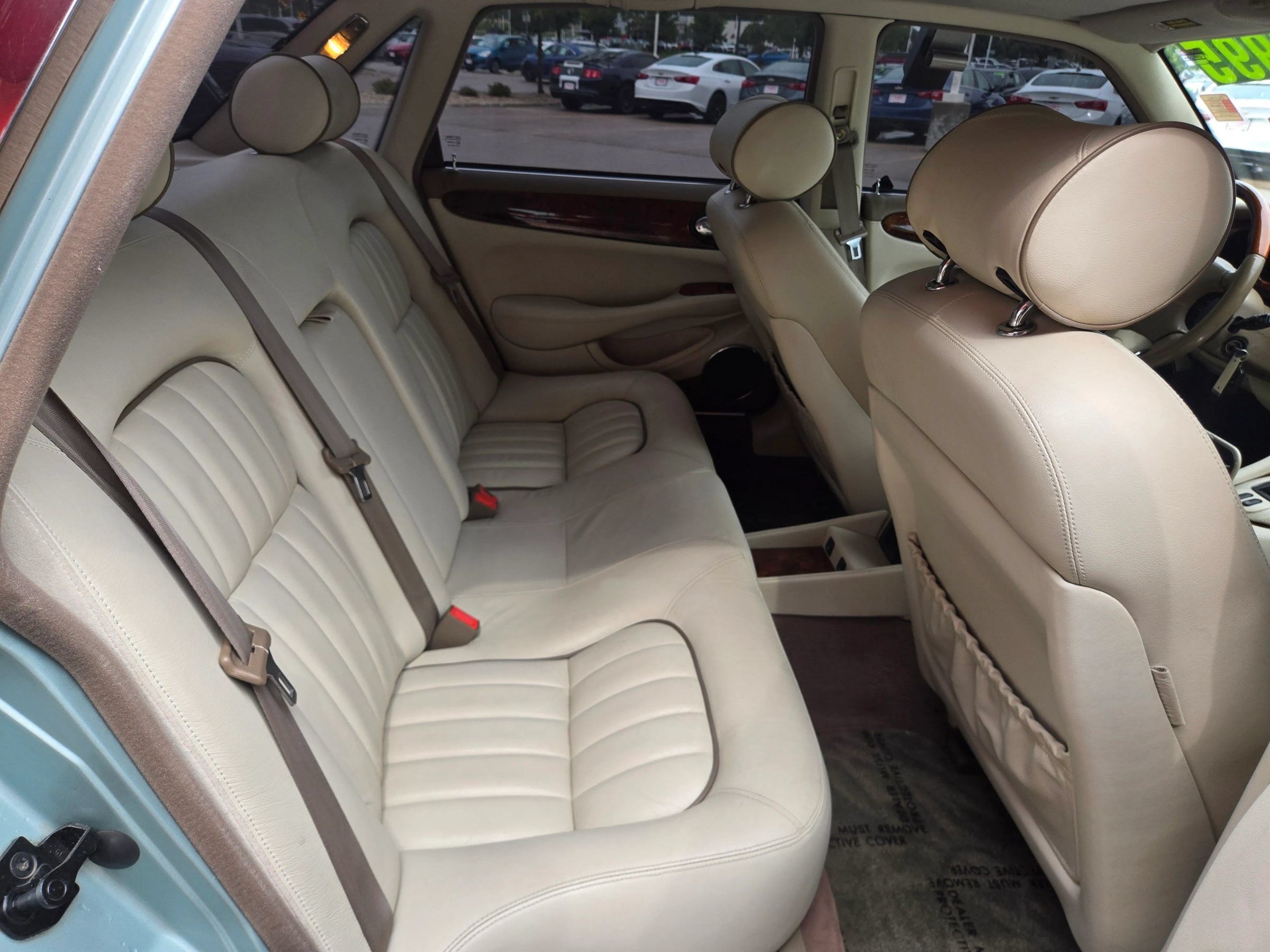 Used 2001 Jaguar XJ8 RWD image 7