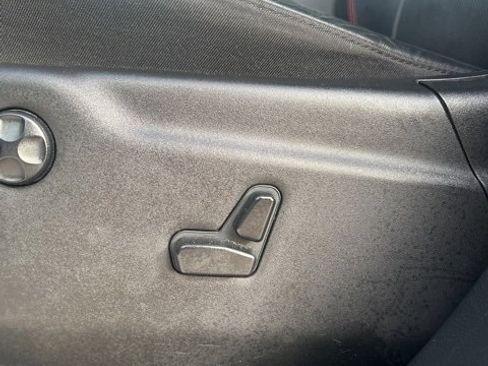 Used 2024 Dodge Durango GT image 17