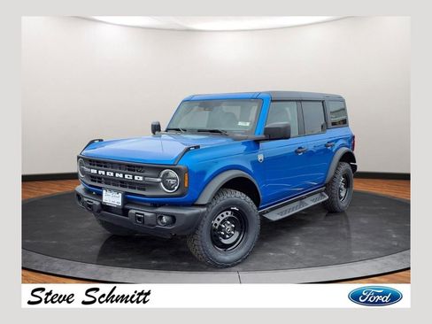 New 2026 Ford Bronco Big Bend w/ Black Diamond Package AWD/4WD image 1
