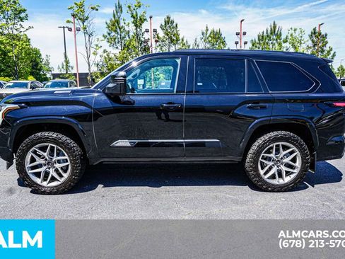 Used 2025 Toyota Sequoia Platinum AWD/4WD image 7