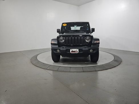 Used 2024 Jeep Wrangler Sport AWD/4WD image 9