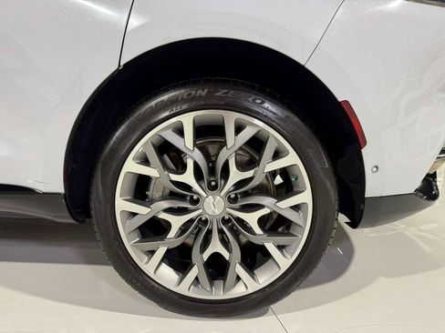 Used 2021 Aston Martin DBX image 53