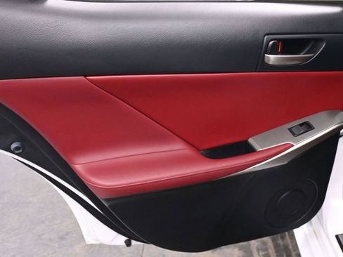 Used 2018 Lexus IS 300 F Sport image 13