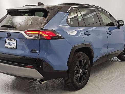 Used 2022 Toyota RAV4 XSE AWD/4WD image 3