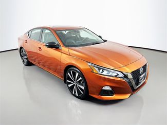 Used 2022 Nissan Altima 2.0 SR video 1