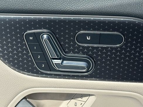 New 2026 Mercedes-Benz GLA 250 4MATIC image 11