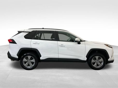 Used 2024 Toyota RAV4 XLE FWD image 7