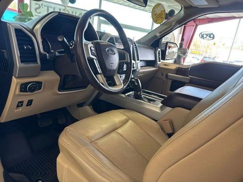 Used 2020 Ford F150 Lariat image 9