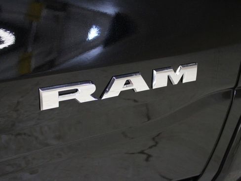 New 2026 RAM 1500 4x4 Crew Cab image 41