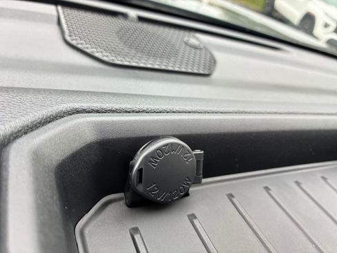 New 2026 Toyota Tundra Limited AWD/4WD image 34