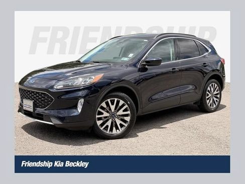 Used 2021 Ford Escape Titanium AWD/4WD image 1