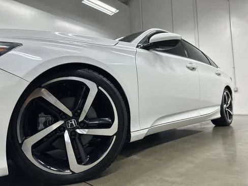 Used 2020 Honda Accord Sport image 29