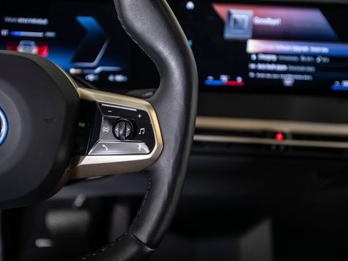 Used 2023 BMW iX xDrive50 w/ Sport Package image 36