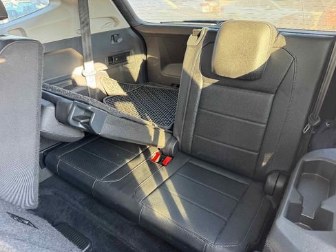 Used 2020 Volkswagen Tiguan SE w/ 3rd Row Seat Package image 25